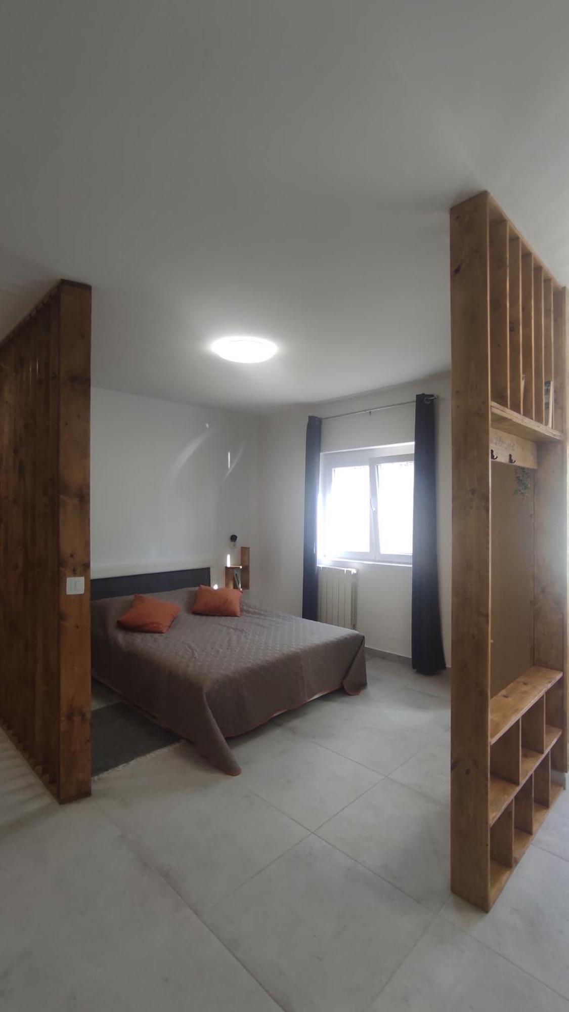 Nikolena Apartamento