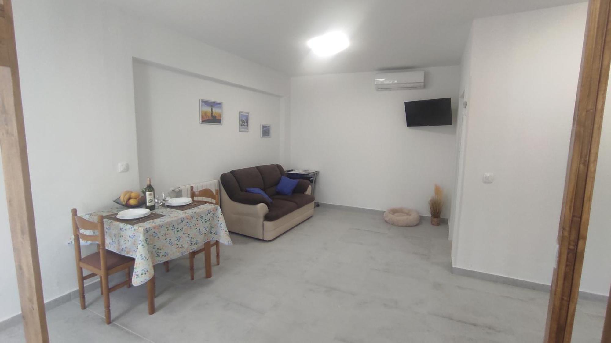 Apartment Nikolena *